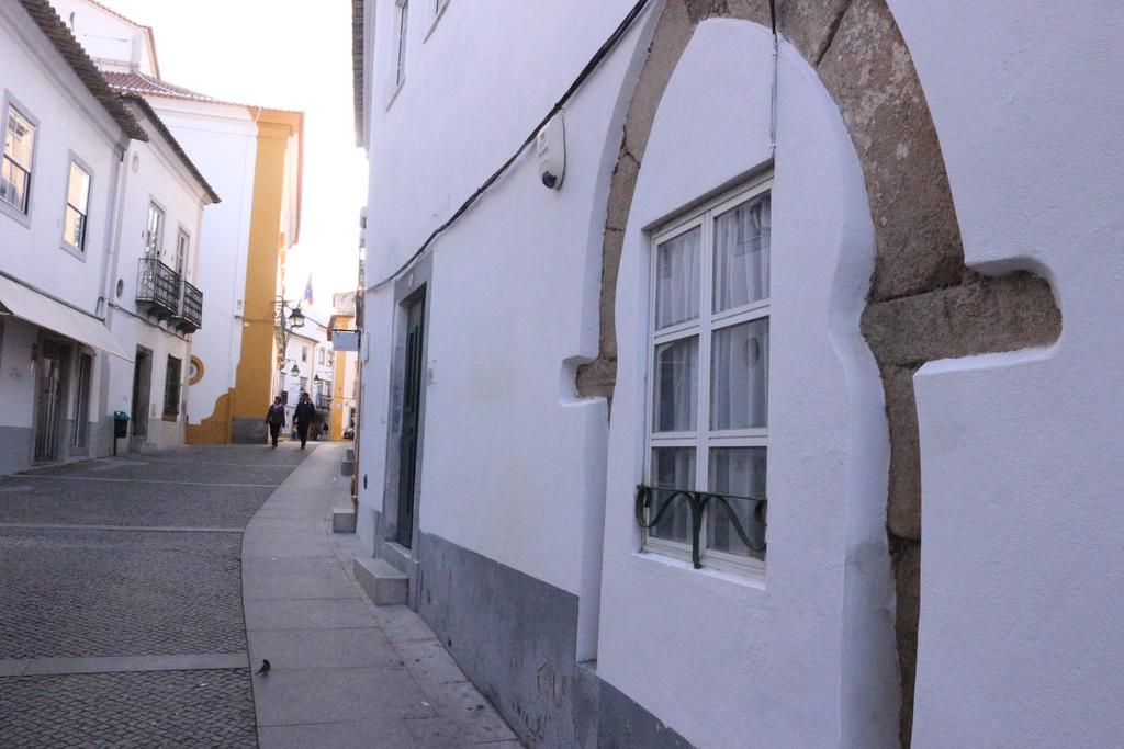 A Casa Dos Infantes Apartment Evora Luaran gambar